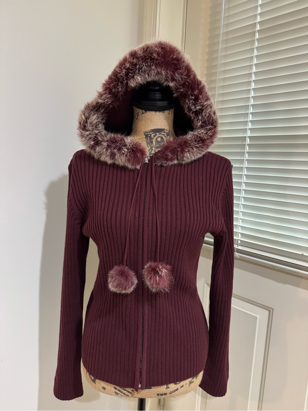 Belldini Women's Ribbed Zip-Up Hoodie Sweater with Fur Trim - Burgundy